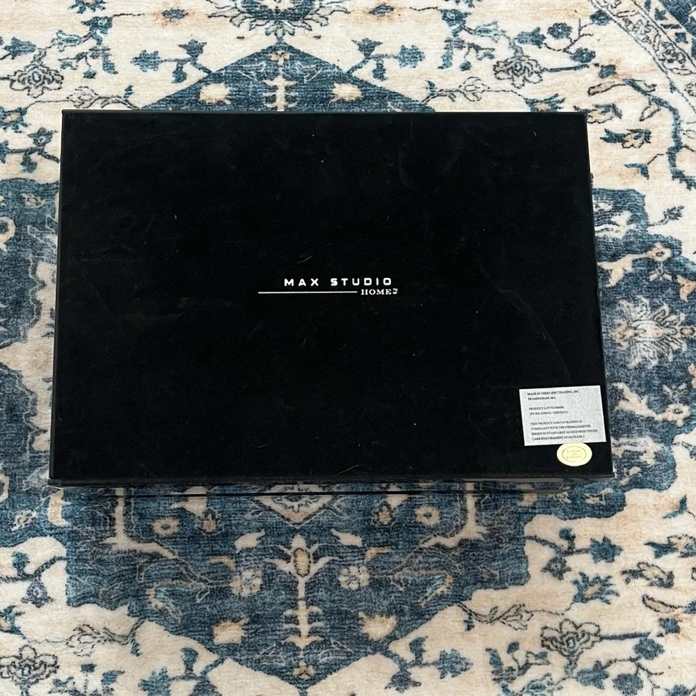 Max Studio Lacquered Black Silver Sparkle Feather Feminine Jewelry Box Organizer
